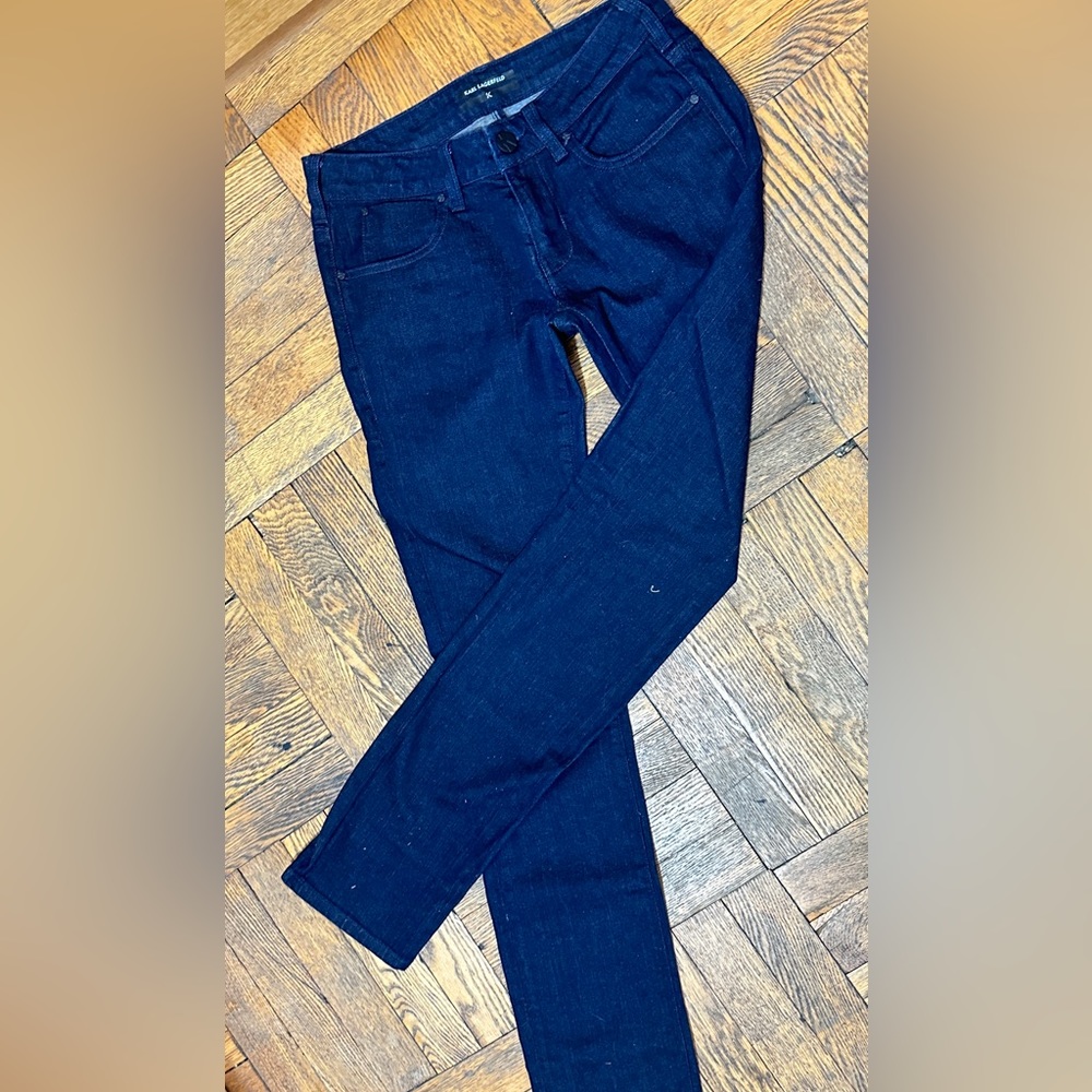 KARL LAGERFELD SKINNY BLUE JEANS 
Size :27